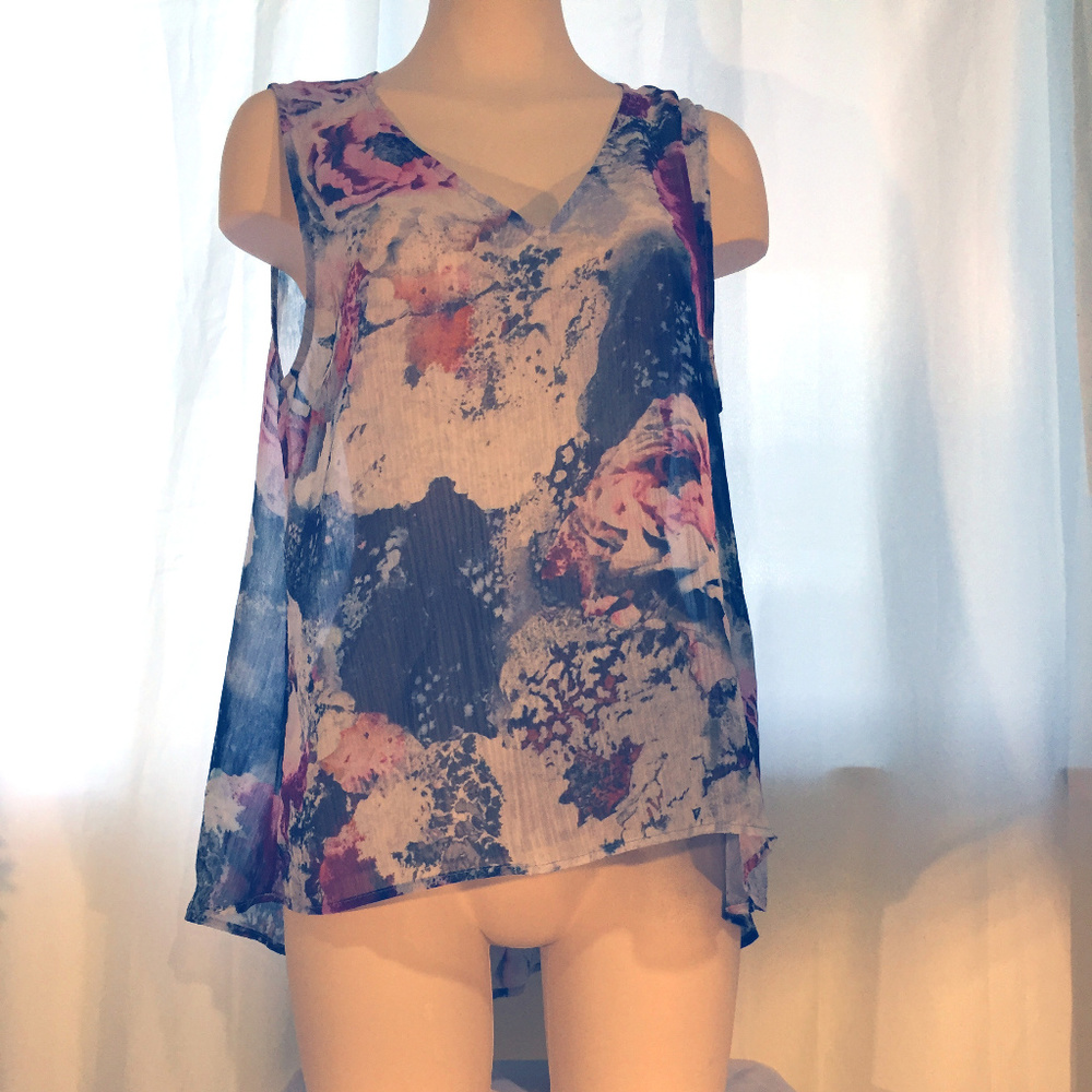 RW&CO Sheer Flowing V Neck Black Red  Pink Long Bk
